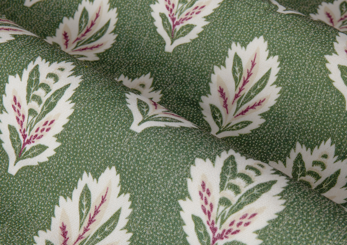 Sessile Leaf Pencil Pleat, Leaf Green - Ready Made Curtains - Image 4